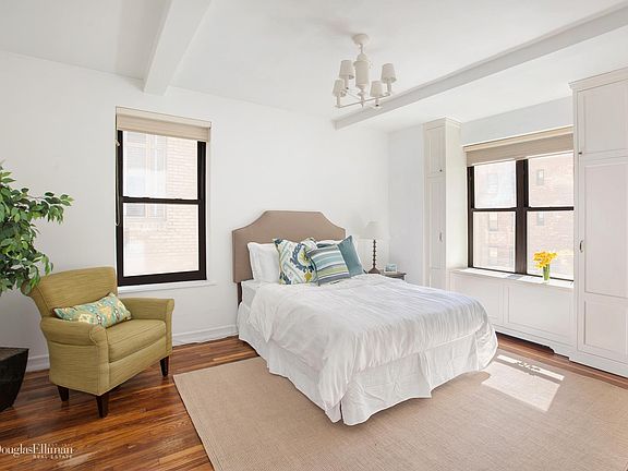 2nd image of 12 W 72nd St APT 8D
