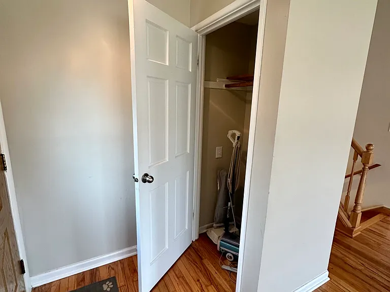 1243 S Mitchell Ave #HSE — Photo 7