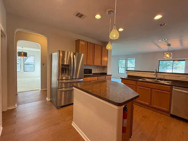 2250 Howry Dr — Photo 17