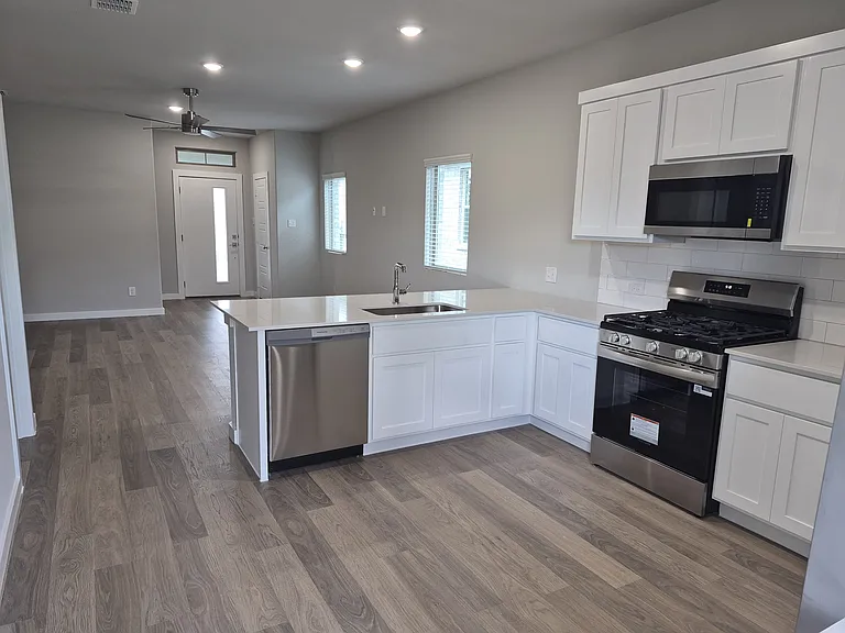 872 Sunflower Rd — Photo 4