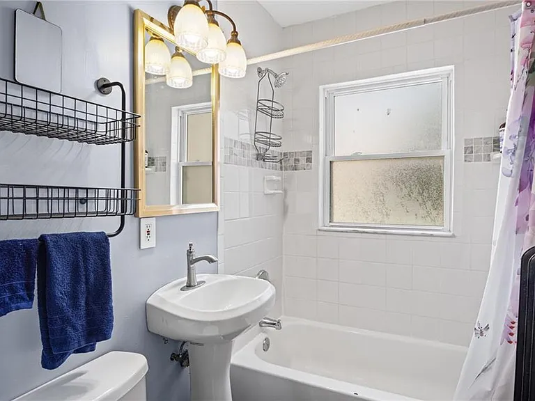 212 Emanuel Cleaver Blvd #2W — Photo 14