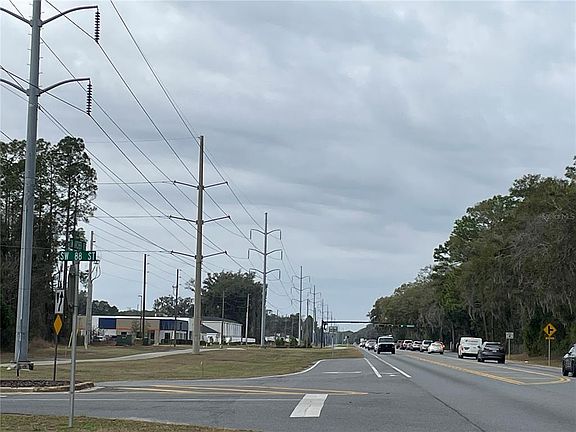 3rd image of 8717 SW Archer Rd