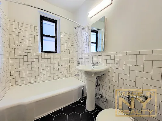 Rented by Made In NY Realty | media 37