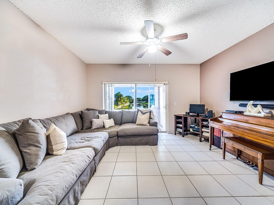 Home For Sale In Fiesta