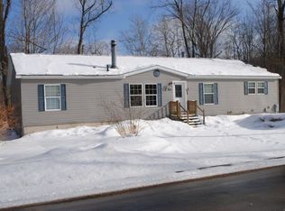 12 Mack Rd, Oswego, NY 13126