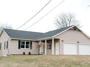 3945 52nd St SW, Wyoming, MI 49418