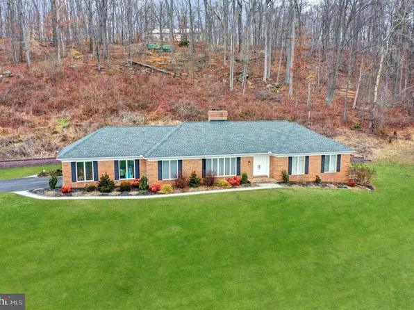 414 Grier Nursery Farms Ct, Street, MD 21154