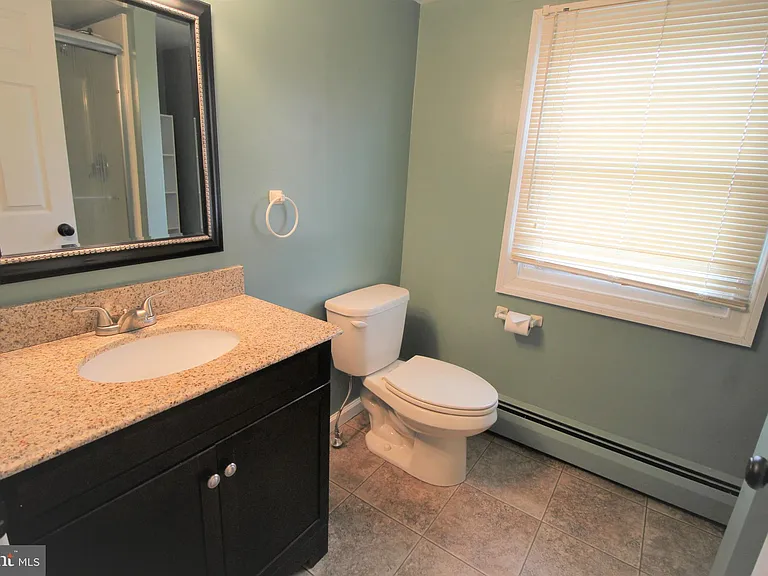 160 N Ronks Rd #B — Photo 7