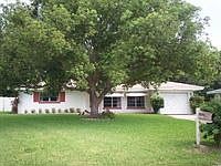 1st image of 2595 Oakwood Dr