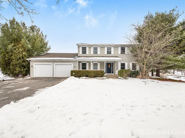 7987 36th St SE, Ada, MI 49301