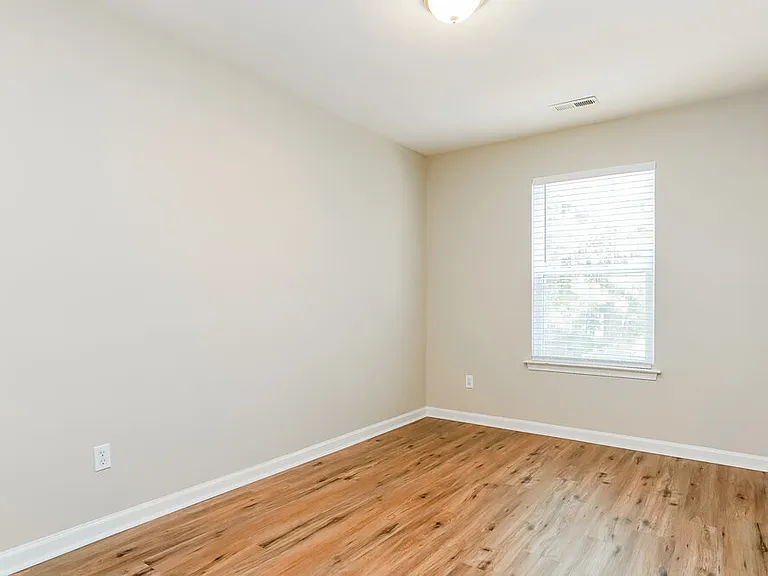 311 Gilman Ln #106 — Photo 17