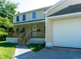 8 Jeffrey Manor Rd, Oakdale, CT 06370