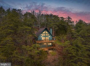210 Nelson Way, Basye, VA 22810