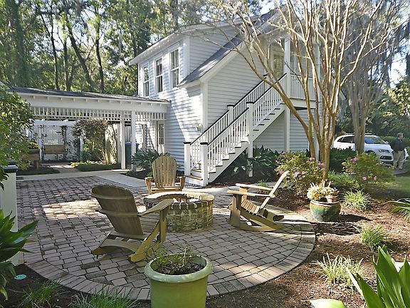 2nd image of 35 Wrights Point Circle