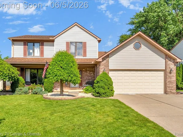 21439 Hall Rd, Woodhaven, MI 48183