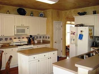 2nd image of 4140 Ashland Cir