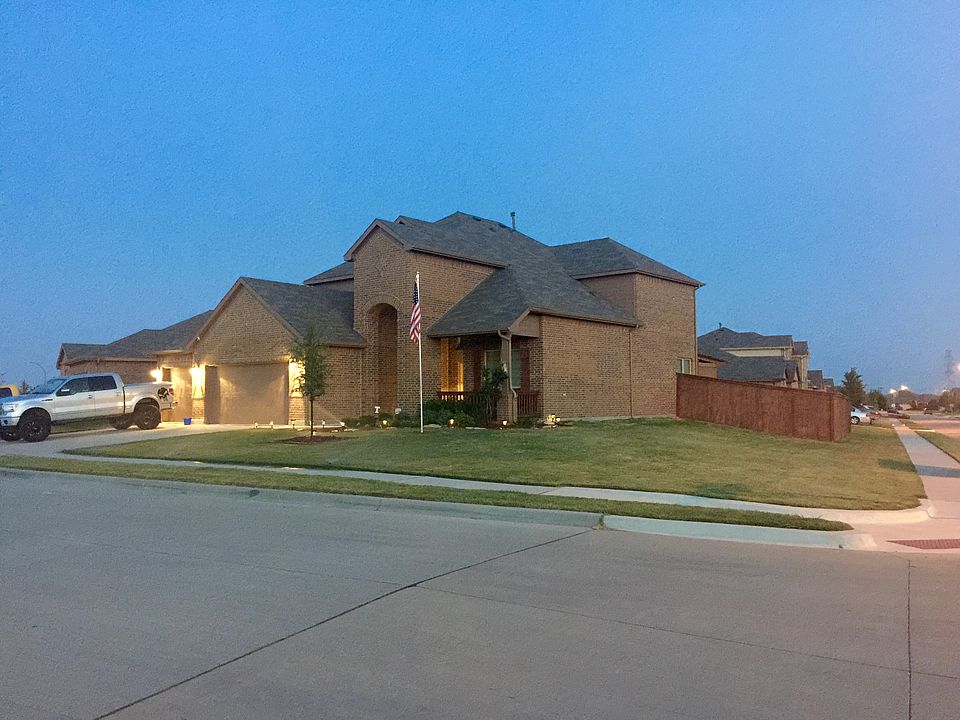 1st image of 1325 Woodbine Cliff Dr