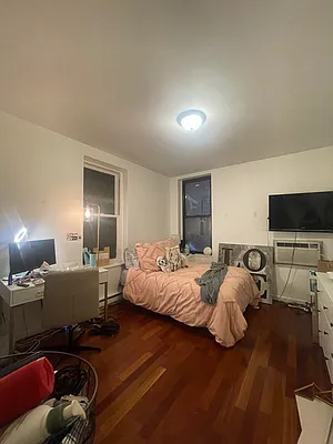 Rented by Corcoran | media 10