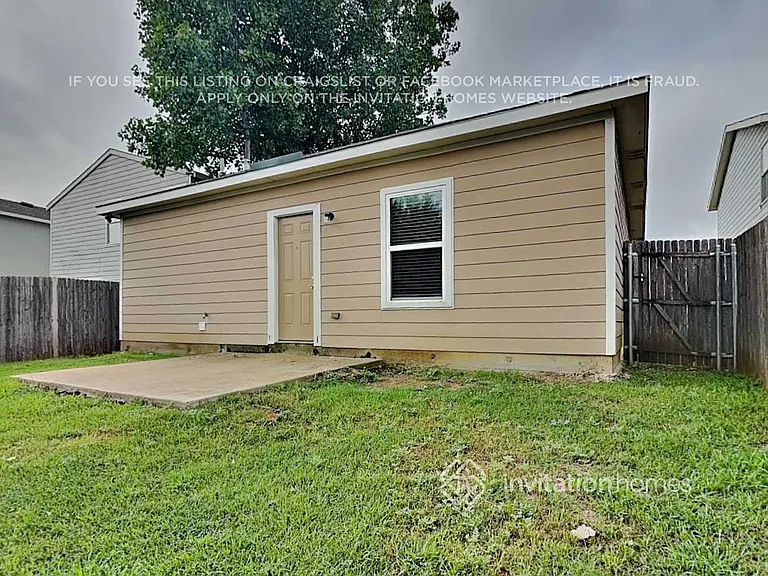 1833 Wickham Dr — Photo 14