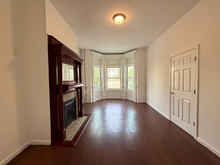 181 Covert St #1 — Photo 2