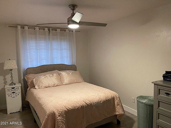 5th image of 1131 E Marigold Ln