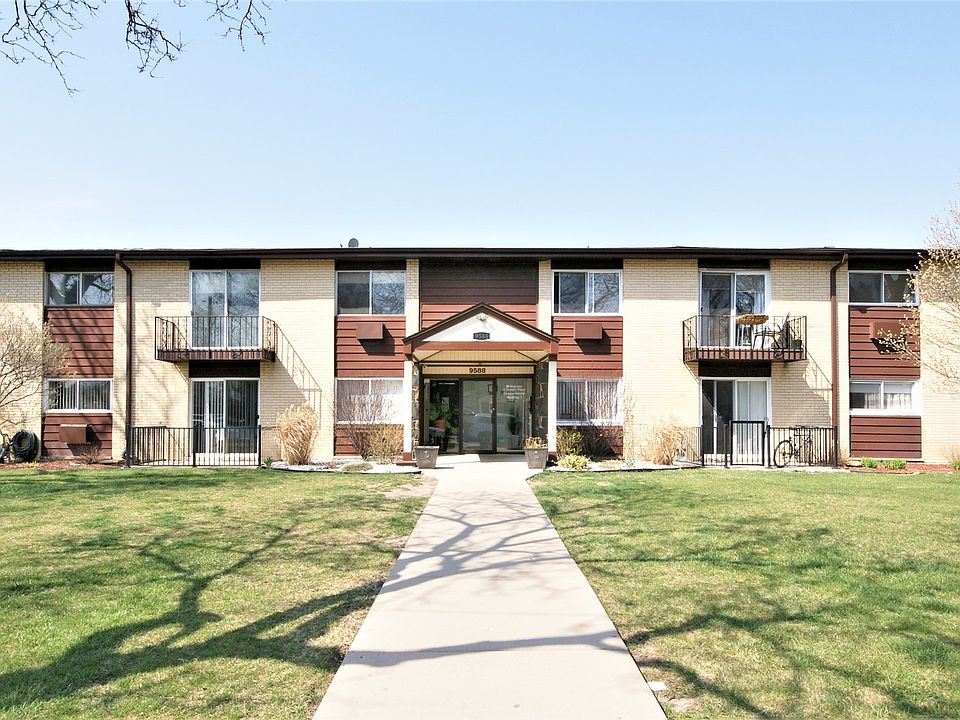 1st image of 9588 Terrace Pl Unit 210-J