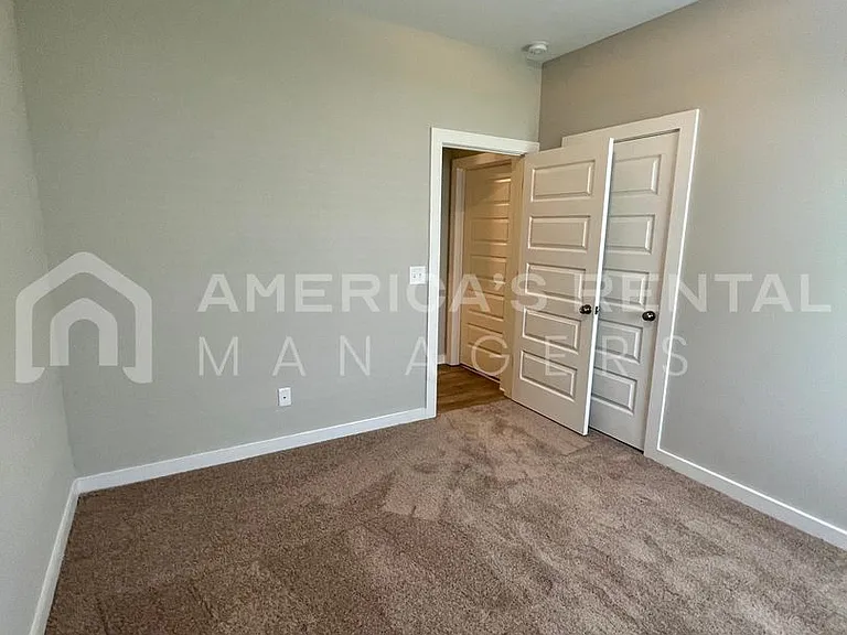 10316 Middleton Rd — Photo 21