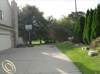3rd image of 19093 Gary Ln