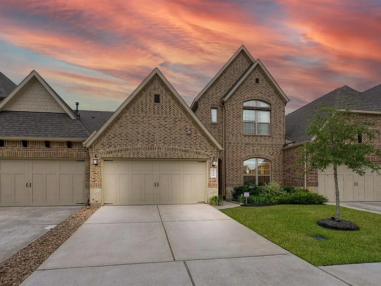 15331 Westland Gate Dr — Photo 1