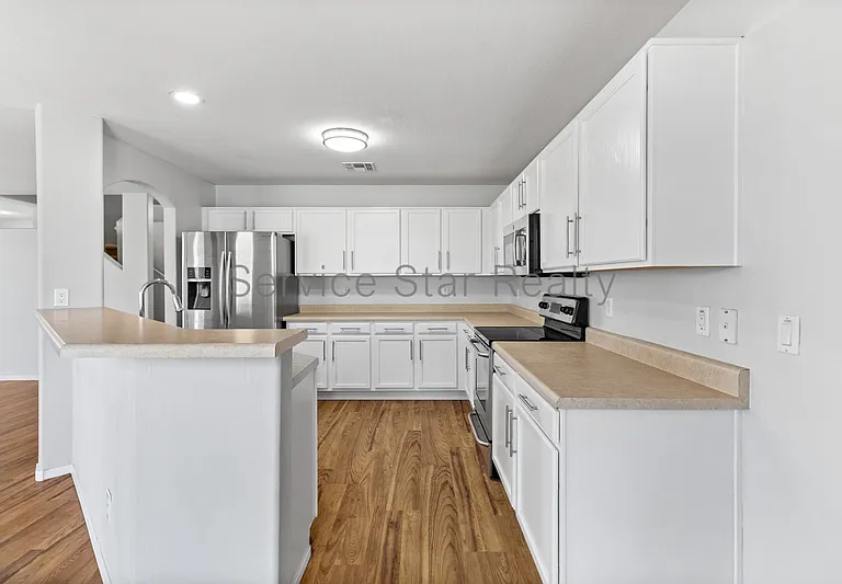 22368 W La Vista Cir — Photo 9
