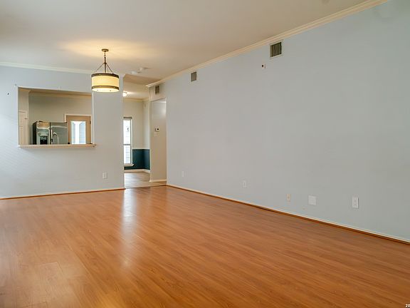 4th image of 8607 Belhaven
