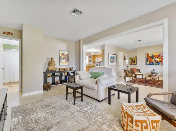 410 W 34th Street, Riviera Beach, FL 33404