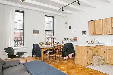 Rented by Jonathan Wachtel, LREB