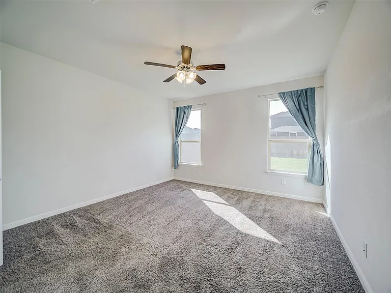1100 Twin Brooks Ln — Photo 14