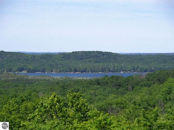 5th image of 6176 Eagles Nest Dr