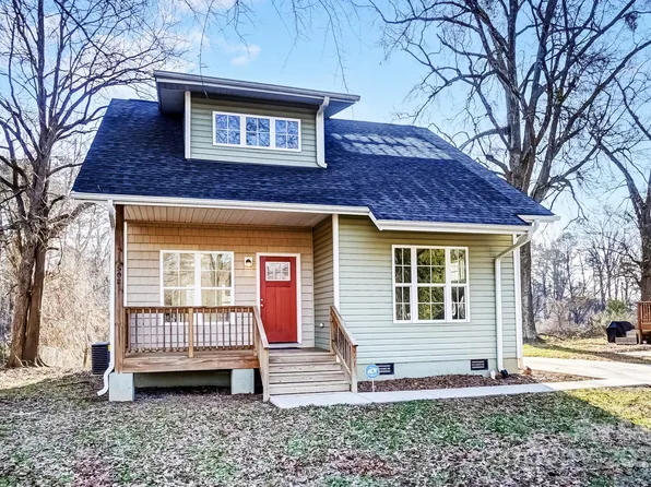 508 N Hill St, Dallas, NC 28034
