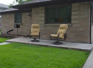 3028 W Oriole Dr, Milwaukee, WI 53209