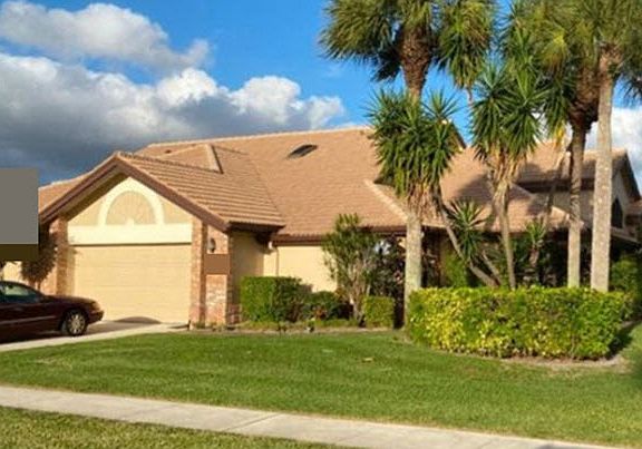 2nd image of 8152 Cassia Dr