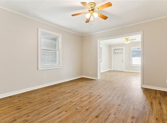 2nd image of 2037L Saint Anthony St