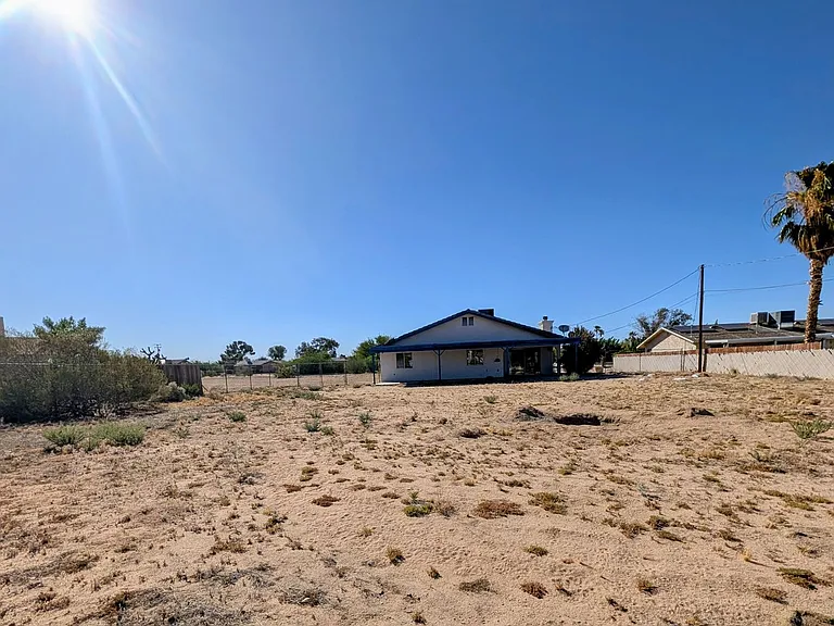 72731 Larrea Ave — Photo 20
