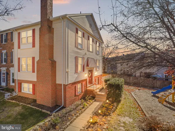 7957 Revenna Ln, Springfield, VA 22153