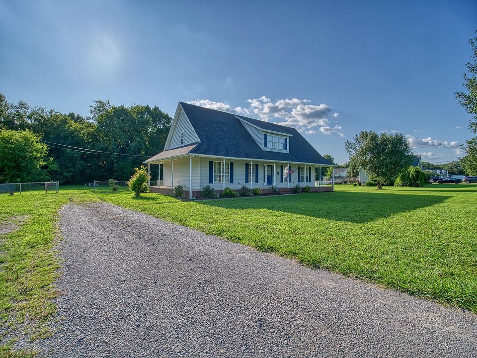 1st image of 107 Janna Ln