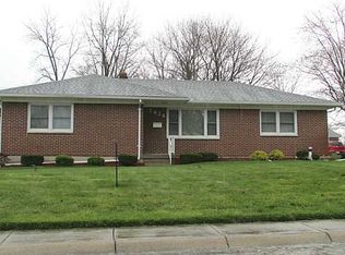 2426 Home Orchard Dr, Springfield, OH