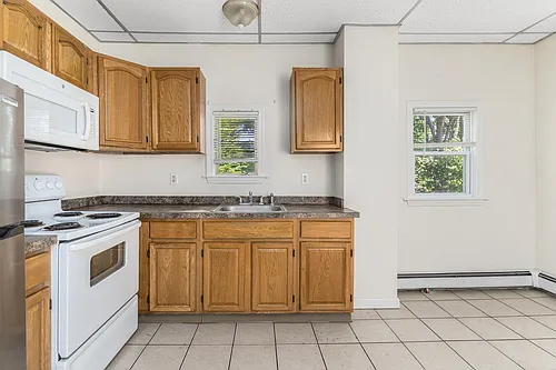79 Oak St #4 Photo 1