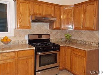 5th image of 614 Wickford Ave