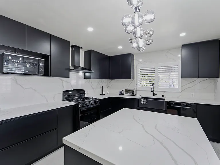 1705 E Lincoln Ave #A-B — Photo 18