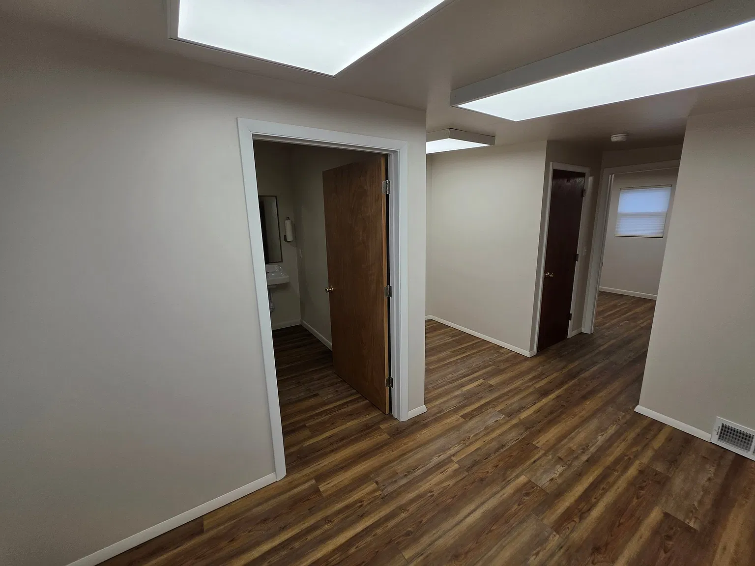 325 W Main St — Photo 2
