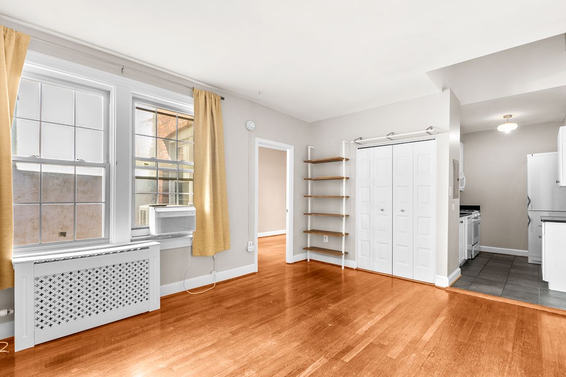 next background image