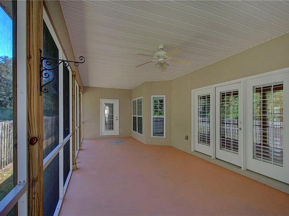 5th image of 20 Niblick Ct