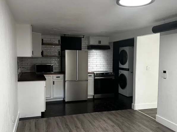 747 Elkhart St, Aurora, CO 80011
